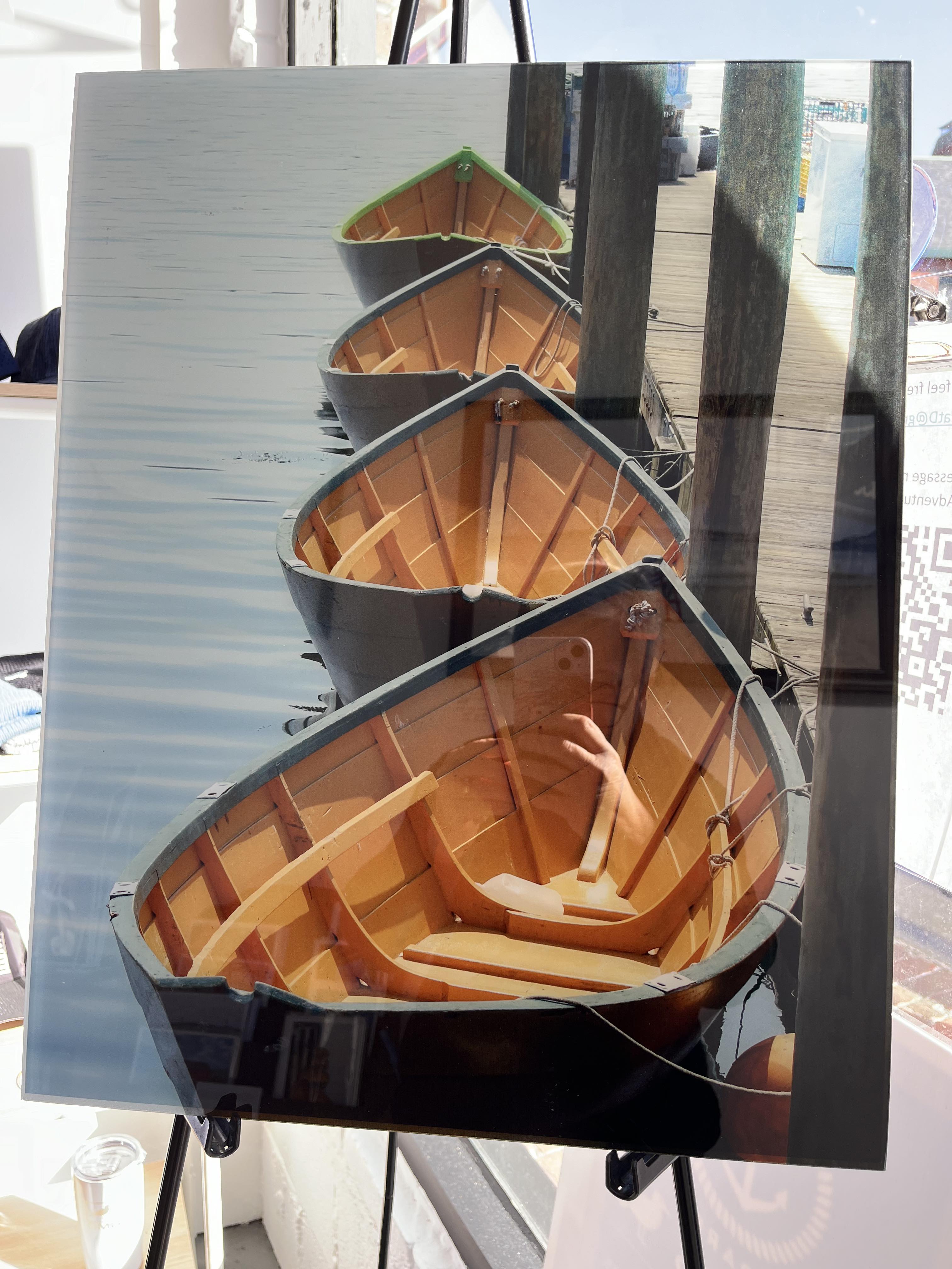 resting-dory-large-glass-print